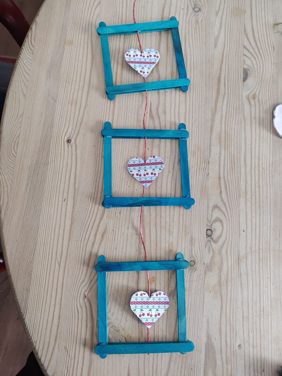 Herzliche Bastelarbeit